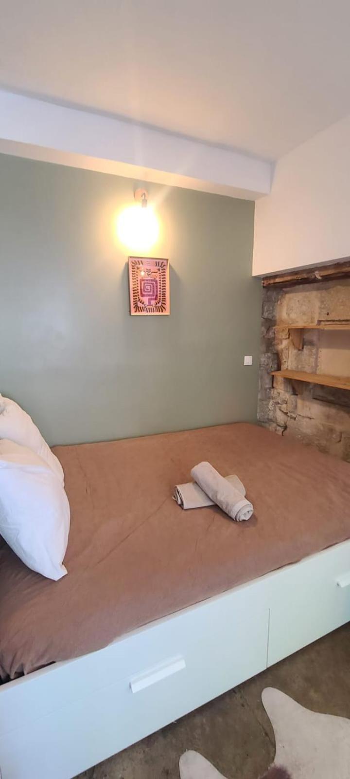 Studio Au Coeur Historique De Montpellier, 2 Personnes Et Wifi Eksteriør bilde